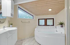 Schönes Haus in Hals mit Sauna - Image 5
