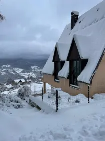 Chalet-style house in the heart of nature - Image 5