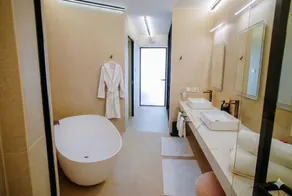 The Waterfront Studio - Image 4