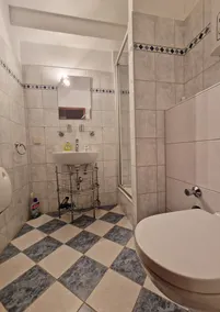 45-sqm apartment for 4 people and dog with south-west-facing balcony - Image 2
