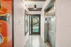 Boutique Vera Hotel in the Heart of Folly Beach - Image 2