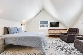 Empire House - Newly Remodeled Home - Image 5