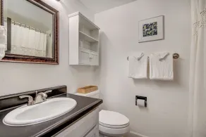 Claimjumper Condo - Hot Tub, Pool, Bus Route, Free Parking - Image 5