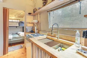 Georgia Group Glamping Getaway: Soak, Hike & Play - Image 5