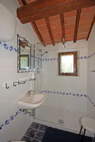 Villa med swimmingpool nedsænket i 10 ha i hjertet af Chianti, nær Siena - Image 4