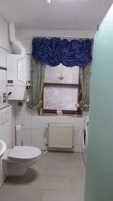 Apartamento com terraço em uma área residencial tranquila para até 6 pessoas - Image 2