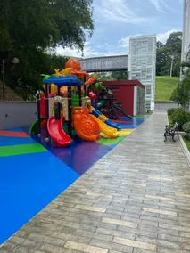 Luxury department with pool - Image 2