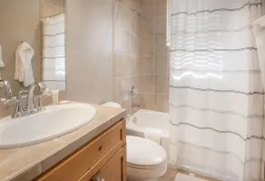 Wonderful East Vail Condo w/Stunning Views, Free Shuttle Access, Hot Tub - Image 4