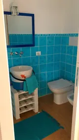 Sea Cottage - Image 2