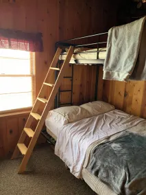 Lakefront Cabin On Long Lake Cheboygan - Image 4