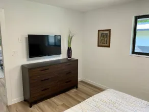 Fort Lauderdale Harbourside Flats#3 - Centrally Located! - Image 4