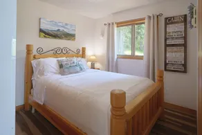 Mountain View Cabin, Hot Tub at White Pass Resort, Mt Rainier - Image 5