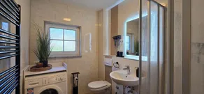 Vacation apartment U4 \"Am Wasserturm\" - Modern 3-room vacation apartment close to the beach for - Image 3