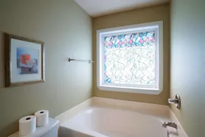 Private Hot Tub & Pool, Fenced Yard, & Walking Distance To Shopping  - Image 5