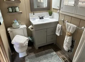 Kid & Pet Friendly Beautiful Fully Functioning Cabin Sleeps 8 - Image 4
