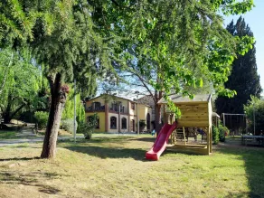 Maison de vacances privée avec climatisation, WIFI, piscine, TV, terrasse, animaux admis - Image 2