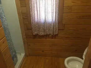 Cozy cabin hideaway with kitchen - Image 2