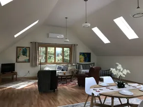 Stream-Side Guesthouse In beautiful Rawley Springs - Image 4