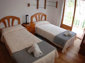 Amazing villa, quiet area yet close to the beach, - Image 5