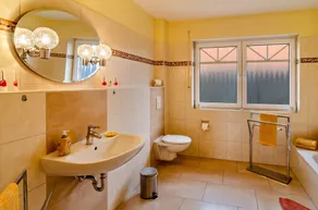 \"Haus Flair Mit Seeblick\" com vista para o lago e terraços privados - Image 2