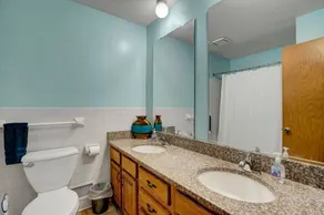 Lake trail access, shops nearby, serene home - Image 3