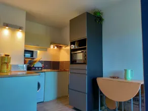 Studio by the Sea Above the Pine Trees - Image 4
