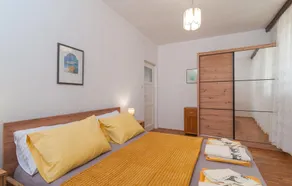 2 bedroom beautiful apartment in Supetar - Image 4