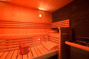 Moderne lejlighed med alle tilbehør: sauna, carport, skirum osv. - Image 4
