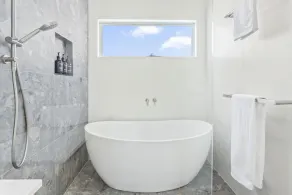 Beachfront Heated Pool 4Br Luxe Family Oasis Pets Welcome - Image 4