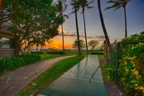 Affordable quality in central location, Oceanside Complex  - Image 4