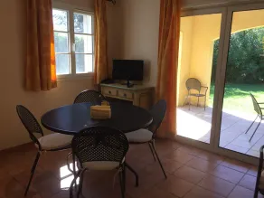 Villa affascinante e confortevole con giardino paesaggistico privato, piscina, spa e sauna - Image 5