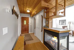 Riverbend Retreat - 8 minutes to skiing or town! - Image 5