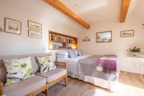 Pretty cottage studio set in lovely countryside close to the Heritage coast - Image 5