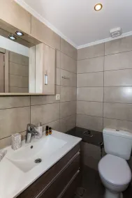 Iris holiday house is brand new, equipped with all the modern amenities! - Image 3