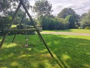 Delightful House for Up to 6 Guests + Baby With Large Secluded Garden Area - Image 2
