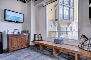 3 BR Luxury Ritz-Carlton Condo with Mountain Views - Image 2