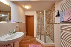 Comfortable three-room vacation apartment with kitchen and south-facing balcony - Image 2