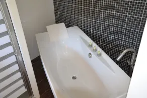 Villa contemporaine au calme proche mer et golf. - Image 4