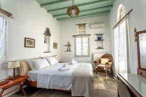 Maison Simone with private heated infinity pool & spectacular sea view - Image 5