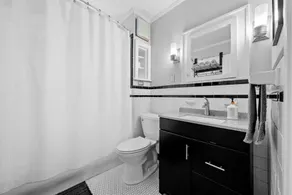 Stunning South Plaza Home On Loose Park - Image 5