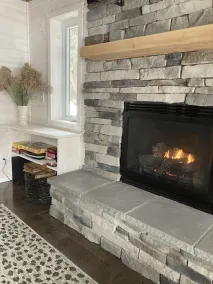 Adirondack Lakefront Getaway-Newly renovated, fireplace, gameroom, close to Gore - Image 3