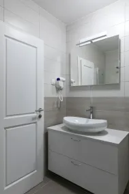 Apartment Med - Image 2