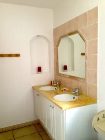 Provencal house of well-being and tranquility - Image 4