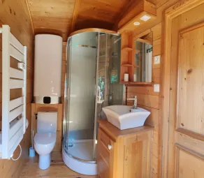 Gîte insolite en Champagne- Roulotte des Cahouriaux - 2 people - Image 3