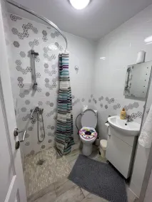 Luxurious Apartment With 3 Rooms and 2 Bathrooms Claudia - Image 3