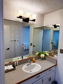 Comfortable Home in a Convenient Location - Image 2