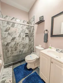 Lovely 4BR Home with King Bed Sleeps 8 & Free Parking - Image 2