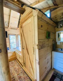 1 bed 1 bath Treehouse called the Firetower - Image 2