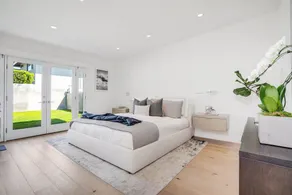 Malibu Beach House with ocean and mountains views with cooling Pacific breezes - Image 3