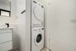 Luxury Apt Tower l Sea View Bat Yam l Mamad - Image 3